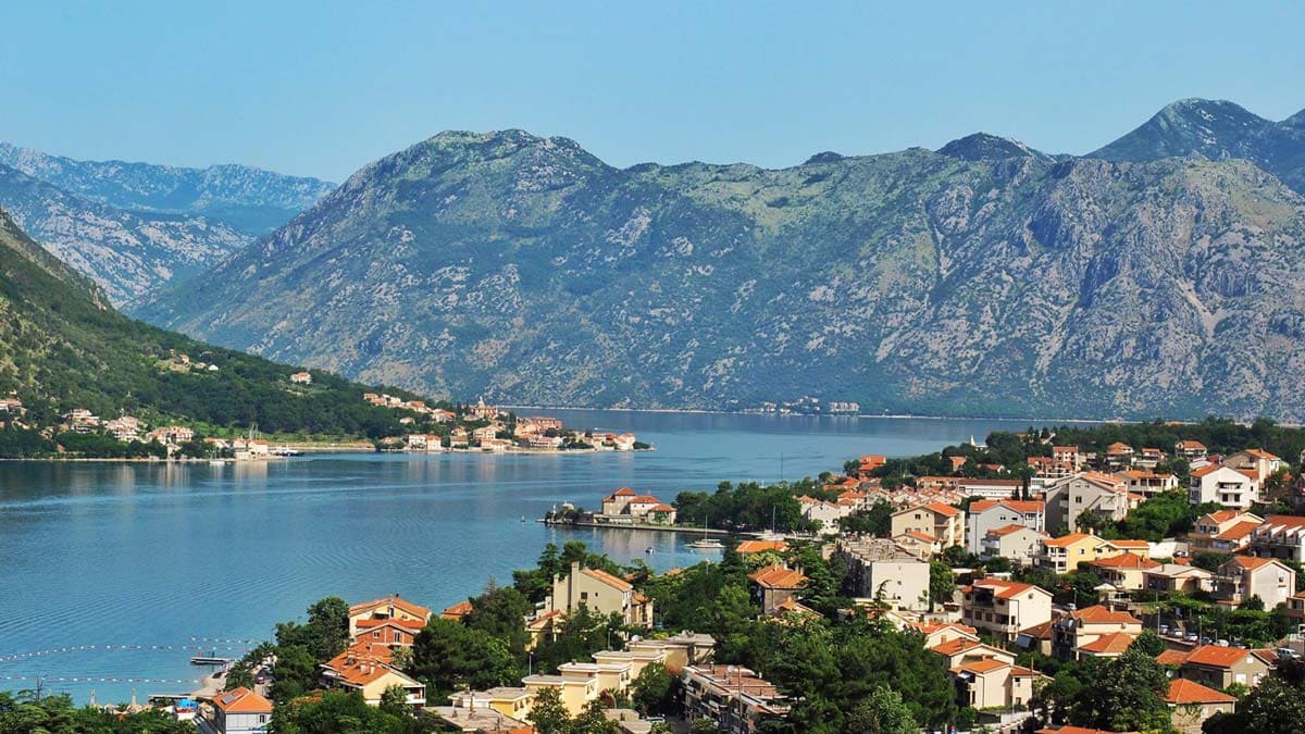 Karadağ Gayrimenkul Yatırımı: Vergi Avantajları ve Mülkiyet Hakları